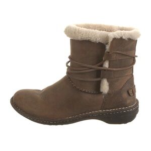 UGG Caspia Brown Leather Ankle Boots Sheepskin Cuff and Lining Women’s Size 7